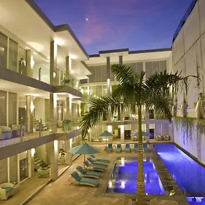 Hotel Aq-va &, Legian